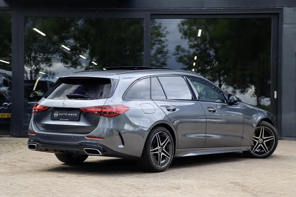 Mercedes-Benz C-Klasse 180 AMG Line Mild Hybrid Pano Wegkl.T uit 2022, foto 5