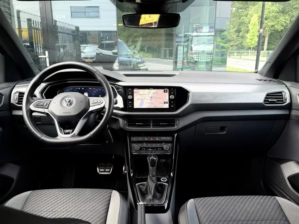 Volkswagen T-Cross 1.0 TSI Style Business R uit 2021, foto 12