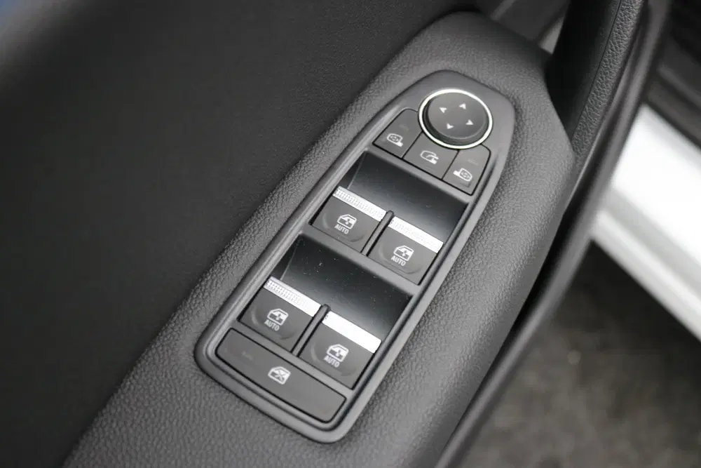 Mitsubishi ASX 1.6 HEV AT Instyle uit 2026, foto 6