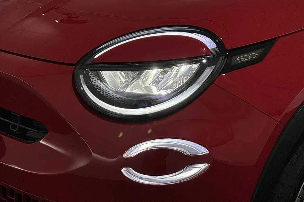 Fiat 600e Urban 54 kWh SOH 97% Pack Style Apple CarP uit 2025, foto 19