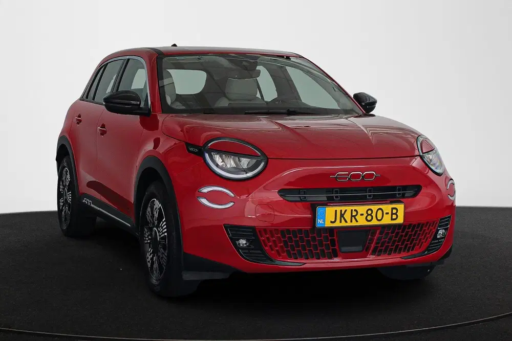 Fiat 600e Urban 54 kWh SOH 97% Pack Style Apple CarP uit 2025, foto 2