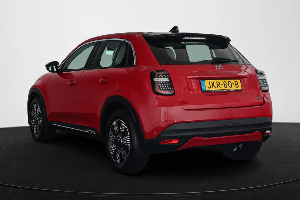 Fiat 600e Urban 54 kWh SOH 97% Pack Style Apple CarP uit 2025, foto 4