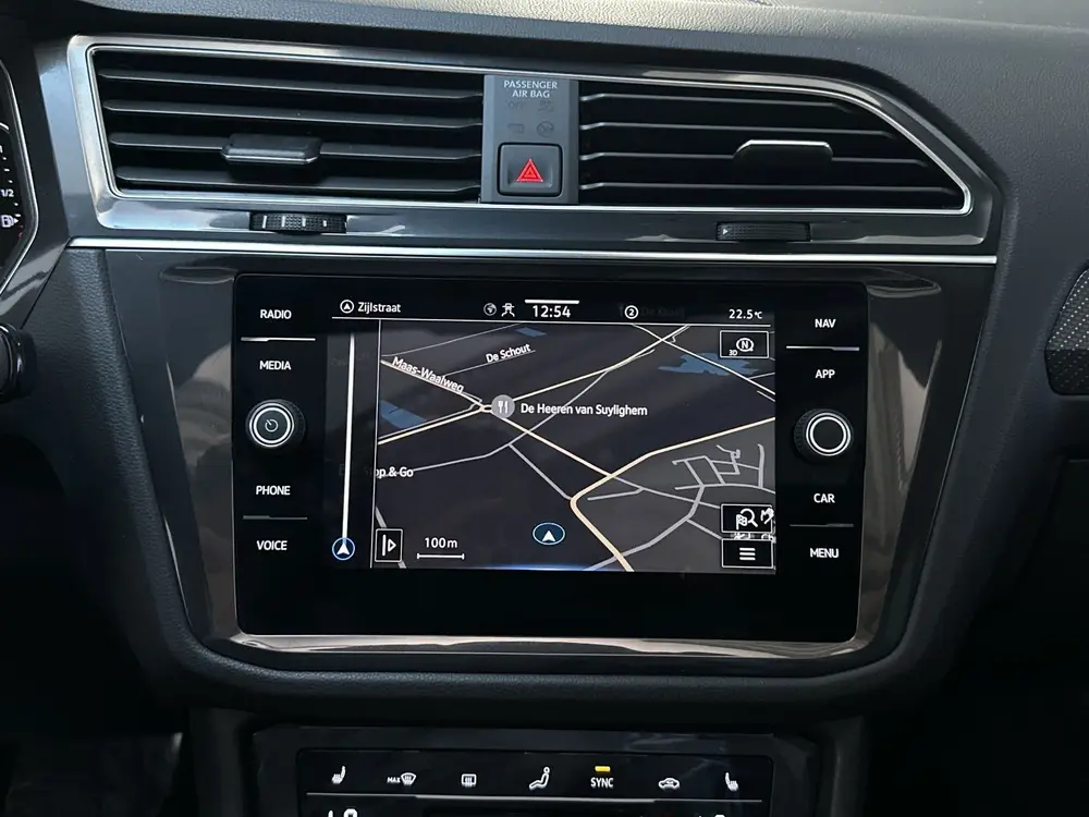Volkswagen Tiguan Allspace 1.5 TSI R-Line Business+ 7p. Pano uit 2022, foto 10