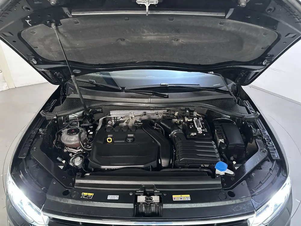 Volkswagen Tiguan Allspace 1.5 TSI R-Line Business+ 7p. Pano uit 2022, foto 12
