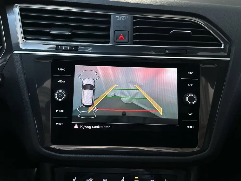 Volkswagen Tiguan Allspace 1.5 TSI R-Line Business+ 7p. Pano uit 2022, foto 8