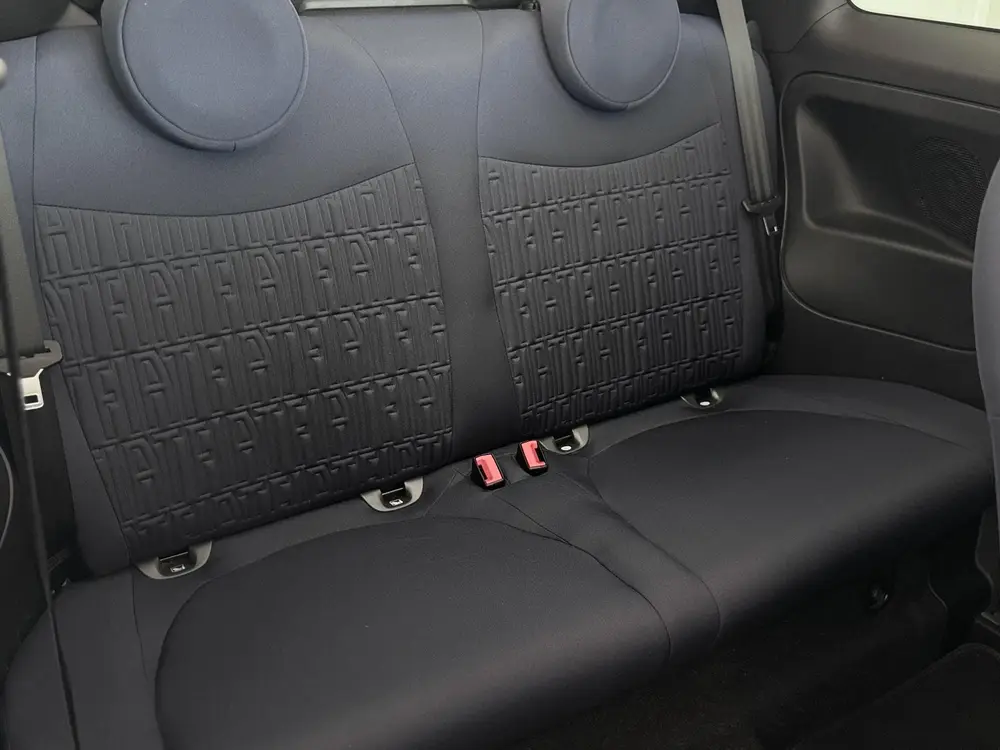 Fiat 500 C 1.0 Hybrid Cult uit 2021, foto 11