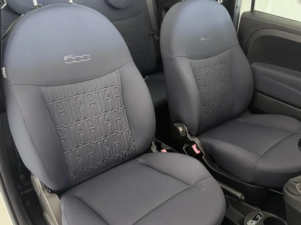 Fiat 500 C 1.0 Hybrid Cult uit 2021, foto 12