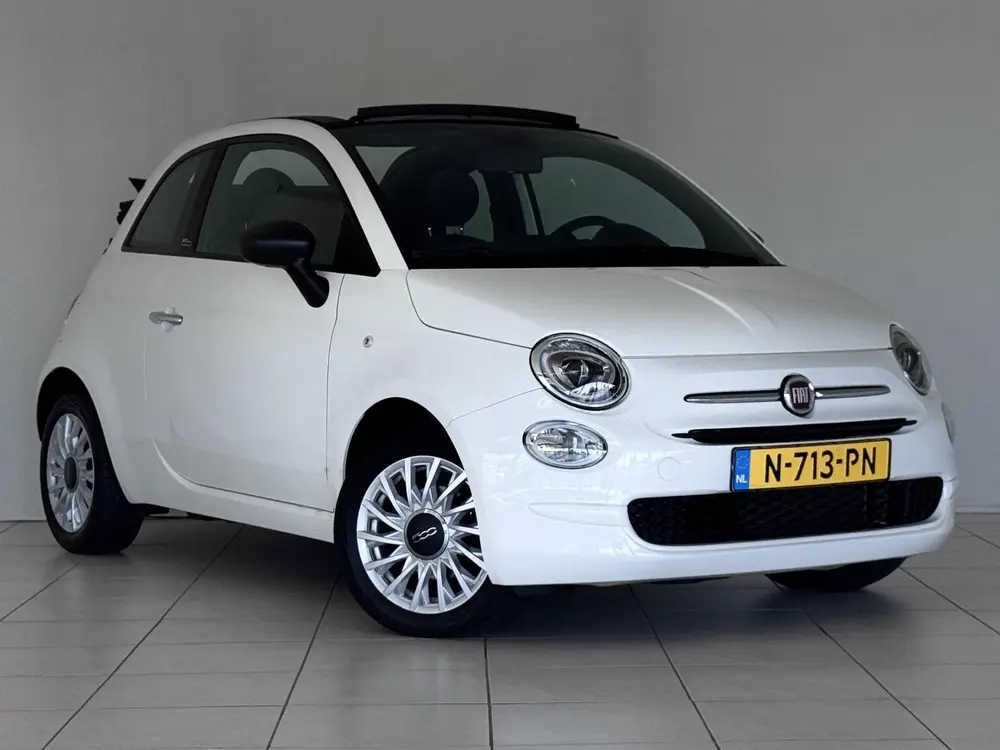 Fiat 500 C 1.0 Hybrid Cult uit 2021, foto 3