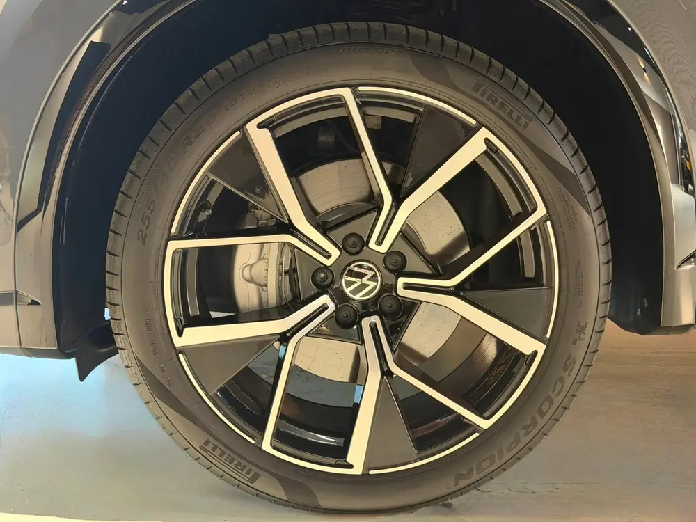 Volkswagen Tiguan 1.5 eHybride 3x R-Line|Pano|Memory|Matrix| uit 2025, foto 13