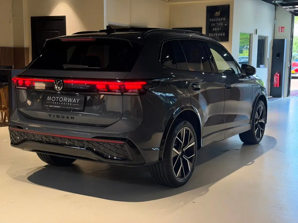 Volkswagen Tiguan 1.5 eHybride 3x R-Line|Pano|Memory|Matrix| uit 2025, foto 8