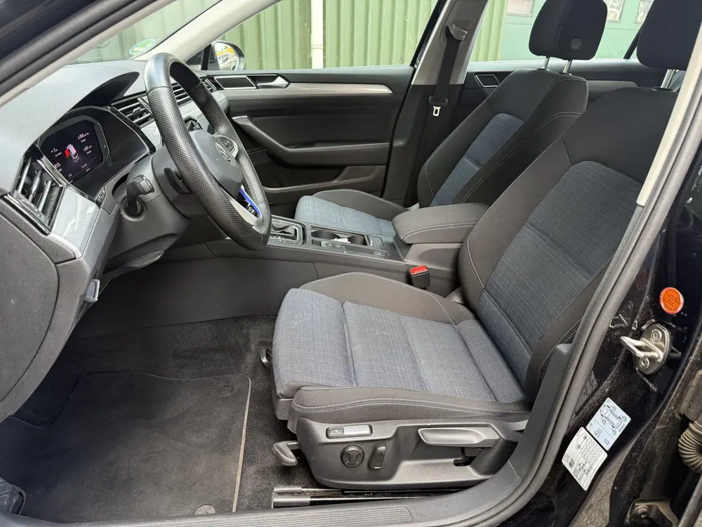 Volkswagen Passat Variant 1.4 TSI PHEV GTE Business uit 2020, foto 12
