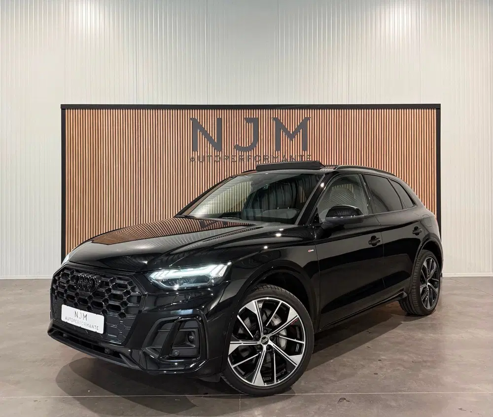 Audi Q5 55 TFSIe S-line uit 2021