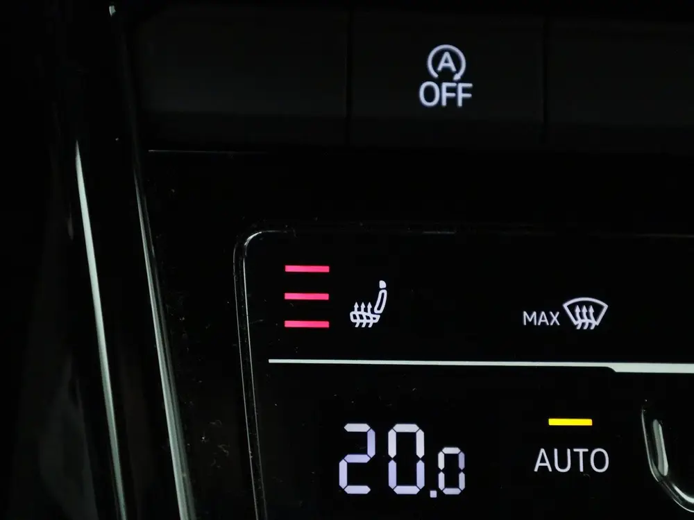 Volkswagen T-Roc 1.0 TSI Style Business | Apple Carplay / An uit 2020, foto 20
