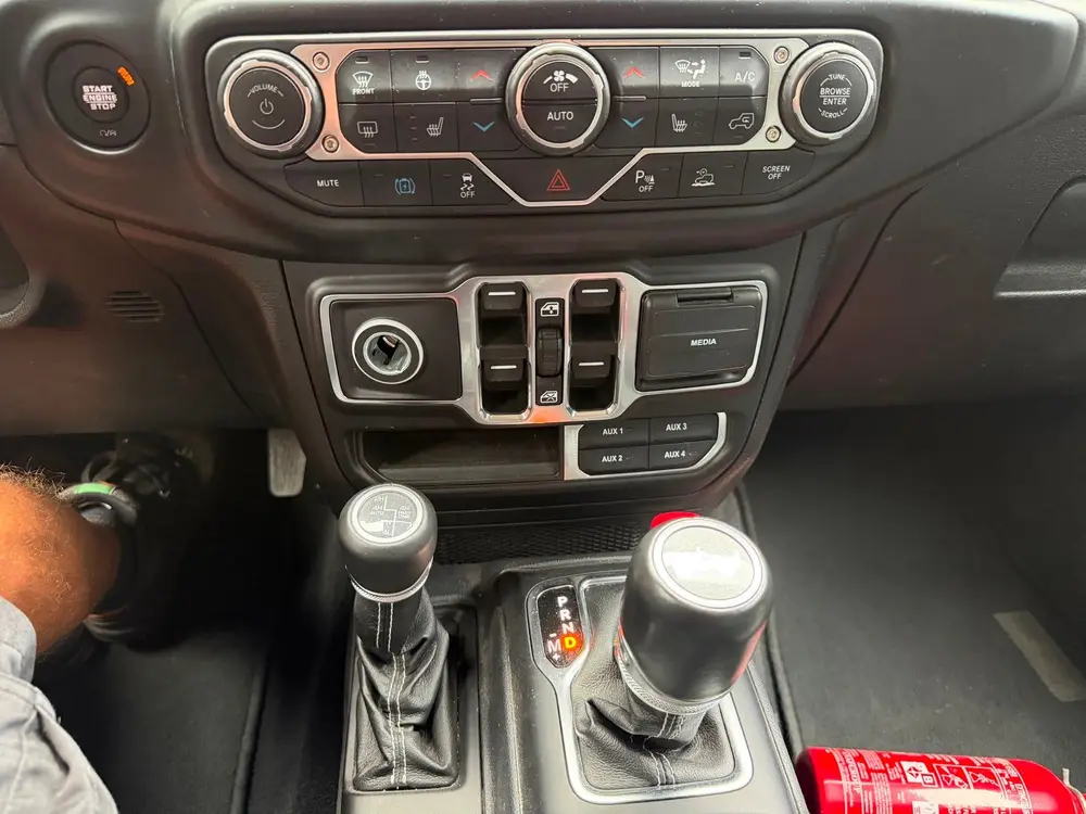Jeep Wrangler 4xe 380 Overland uit 2021, foto 18