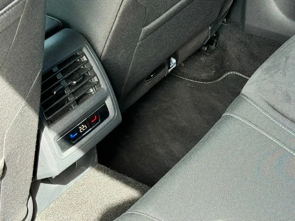 Volkswagen Golf 1.5 TSI Style DSG NARDOGREY camera navigatie uit 2024, foto 15