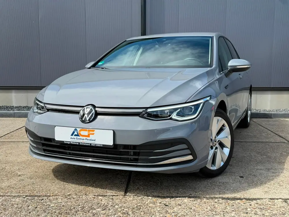 Volkswagen Golf 1.5 TSI Style DSG NARDOGREY camera navigatie uit 2024, foto 3
