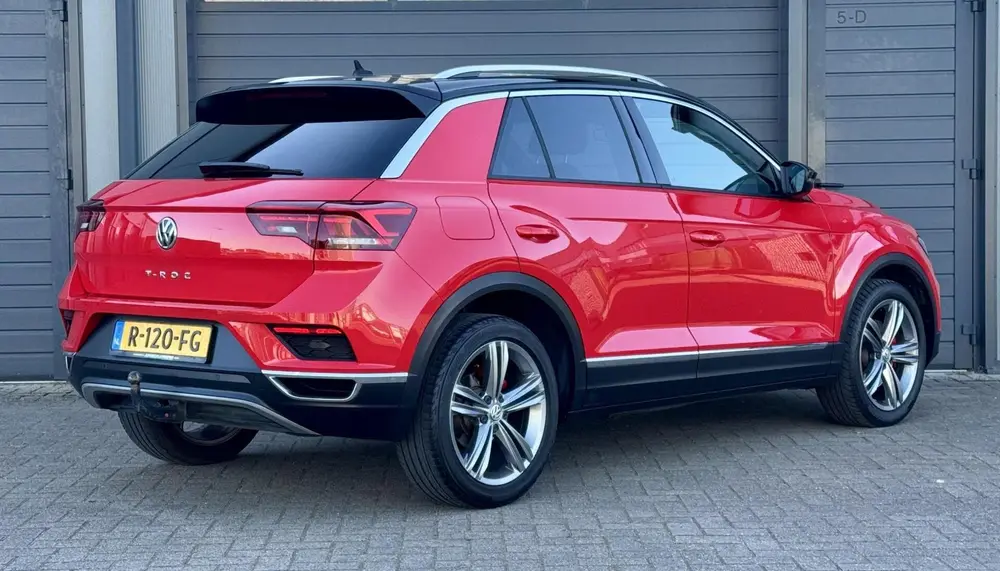 Volkswagen T-Roc 1.5 TSI 4 Cil 150pk Sport Business R | Auto uit 2019, foto 2
