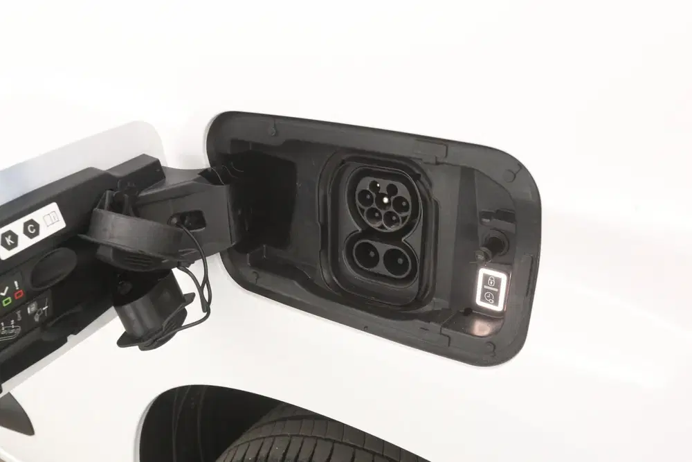 Peugeot Partner Opel Combo-e 50 kWh uit 2022, foto 7