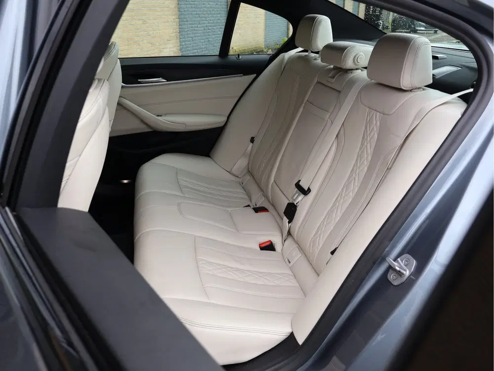 BMW 5-serie 5 Serie 530e High Executive M Sport Schuif uit 2021, foto 10