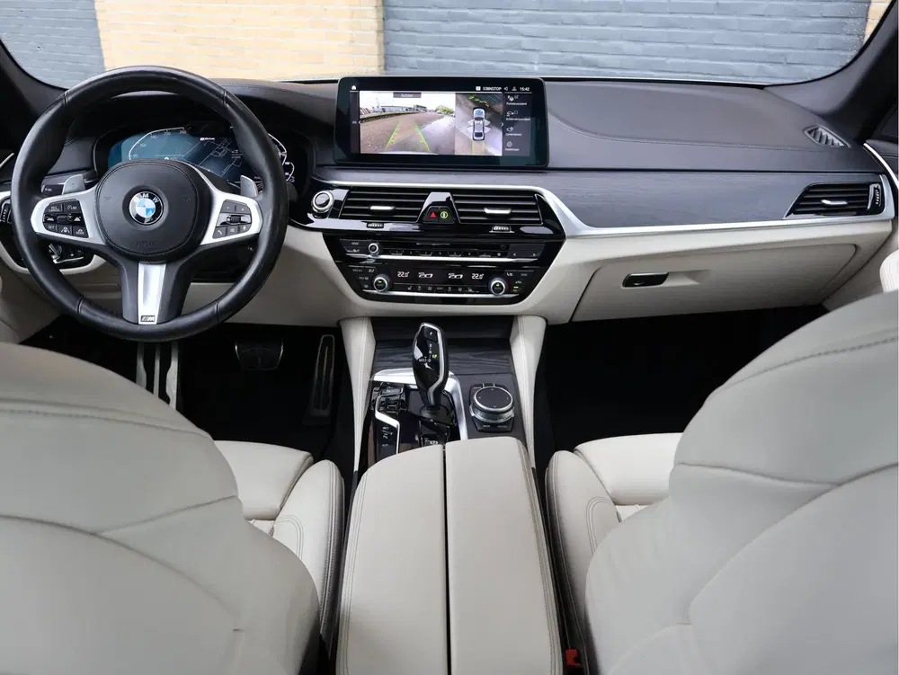 BMW 5-serie 5 Serie 530e High Executive M Sport Schuif uit 2021, foto 3