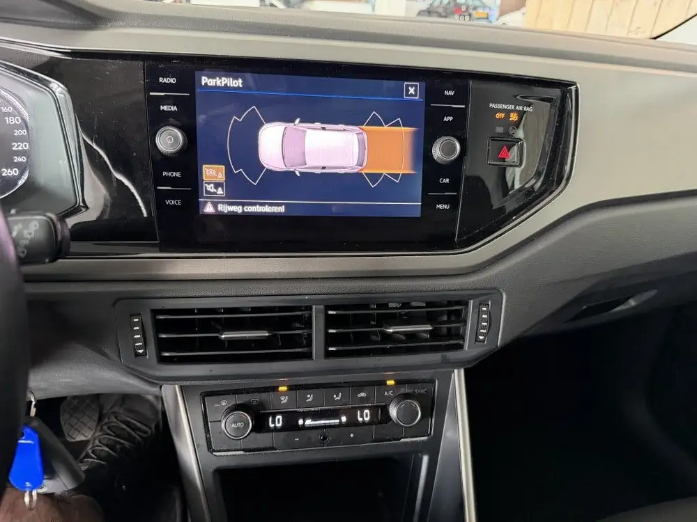 Volkswagen Polo 1.0 TSI Comfortline Business (bj 2019) uit 2019, foto 9