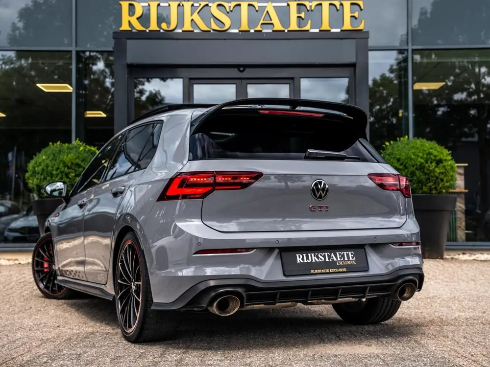 Volkswagen Golf 2.0 TSI GTI|45 JAHRE|PANO|AKRA|H&K|NÜRBURG uit 2022, foto 9