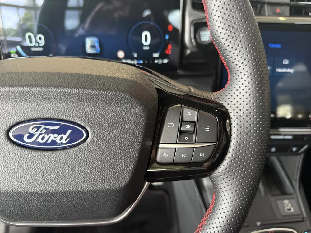 Ford Puma 1.0 EcoBoost Hybrid ST-Line Cactus Grey uit 2025, foto 17