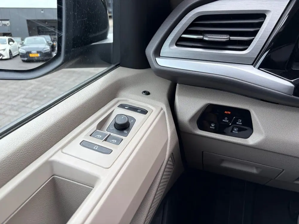 Volkswagen Multivan 1.4 eHybrid 7-zits L2H1 V-Cockpit Leder uit 2024, foto 13