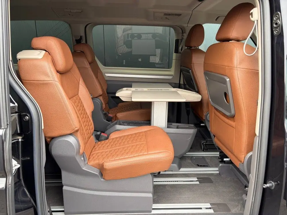 Volkswagen Multivan 1.4 eHybrid 7-zits L2H1 V-Cockpit Leder uit 2024, foto 6