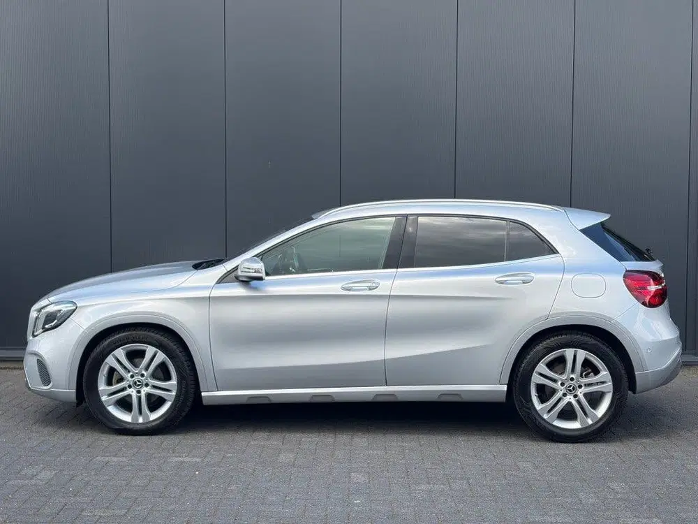 Mercedes-Benz GLA GLA 180 Aut. Sportstoelen Leder Nav uit 2019, foto 12