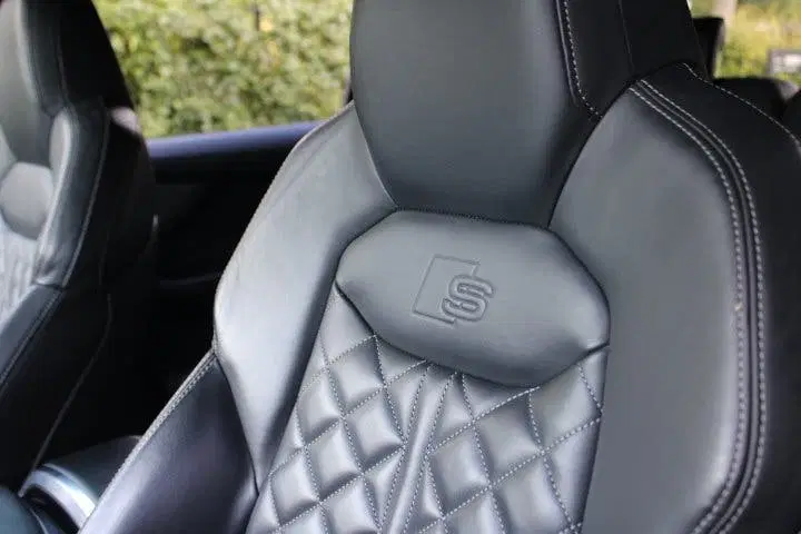 Audi Q7 60 TFSI e quattro Competition uit 2021, foto 7