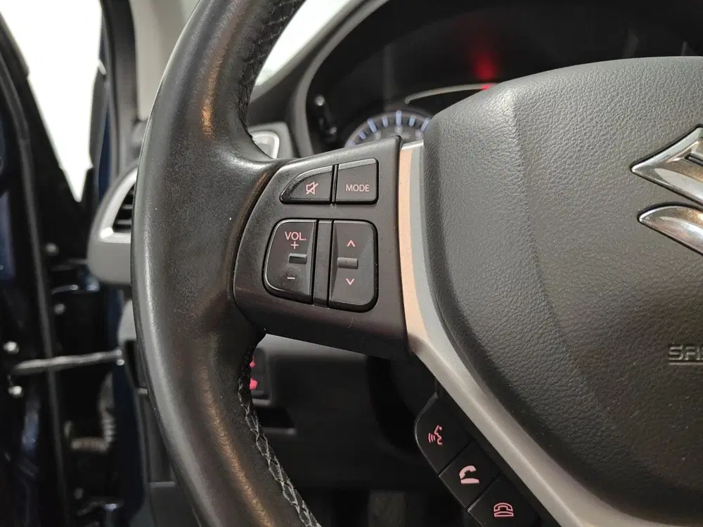 Suzuki S-Cross 1.4 Boosterjet Style Smart Hybrid Panorama uit 2022, foto 13