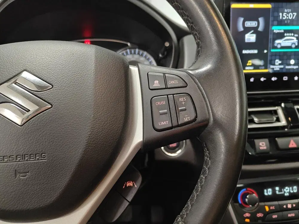 Suzuki S-Cross 1.4 Boosterjet Style Smart Hybrid Panorama uit 2022, foto 14