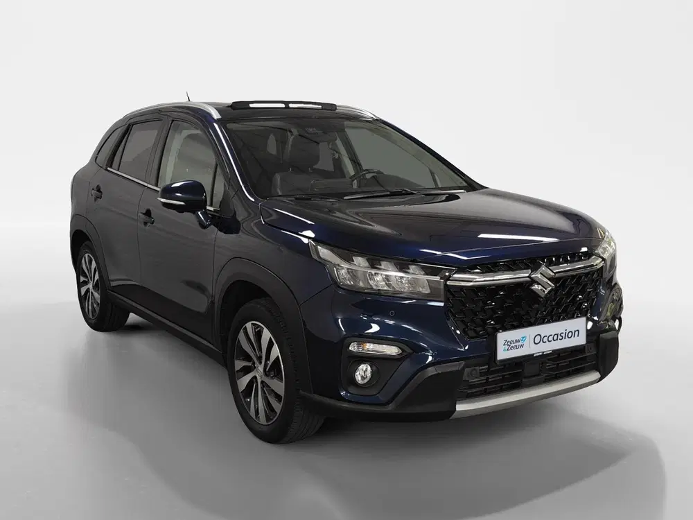 Suzuki S-Cross 1.4 Boosterjet Style Smart Hybrid Panorama uit 2022, foto 2