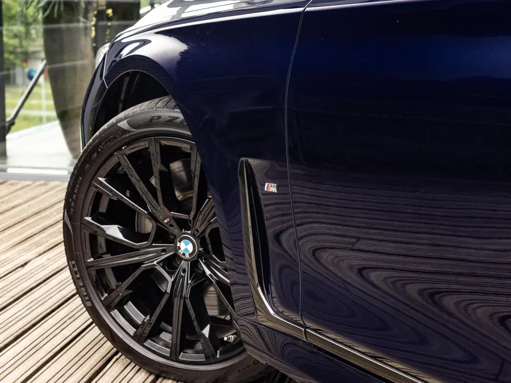 BMW 7-serie 750i xDrive High Executive uit 2021, foto 11