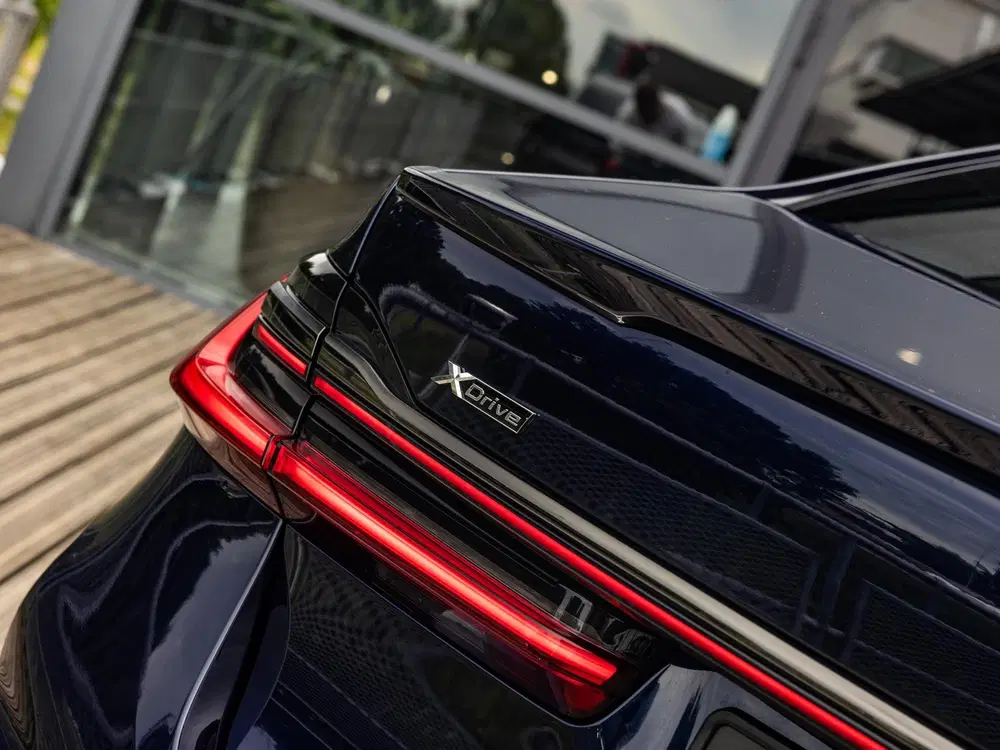BMW 7-serie 750i xDrive High Executive uit 2021, foto 13