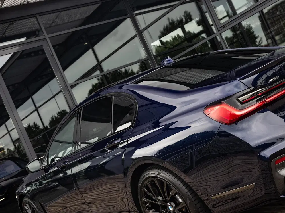 BMW 7-serie 750i xDrive High Executive uit 2021, foto 15