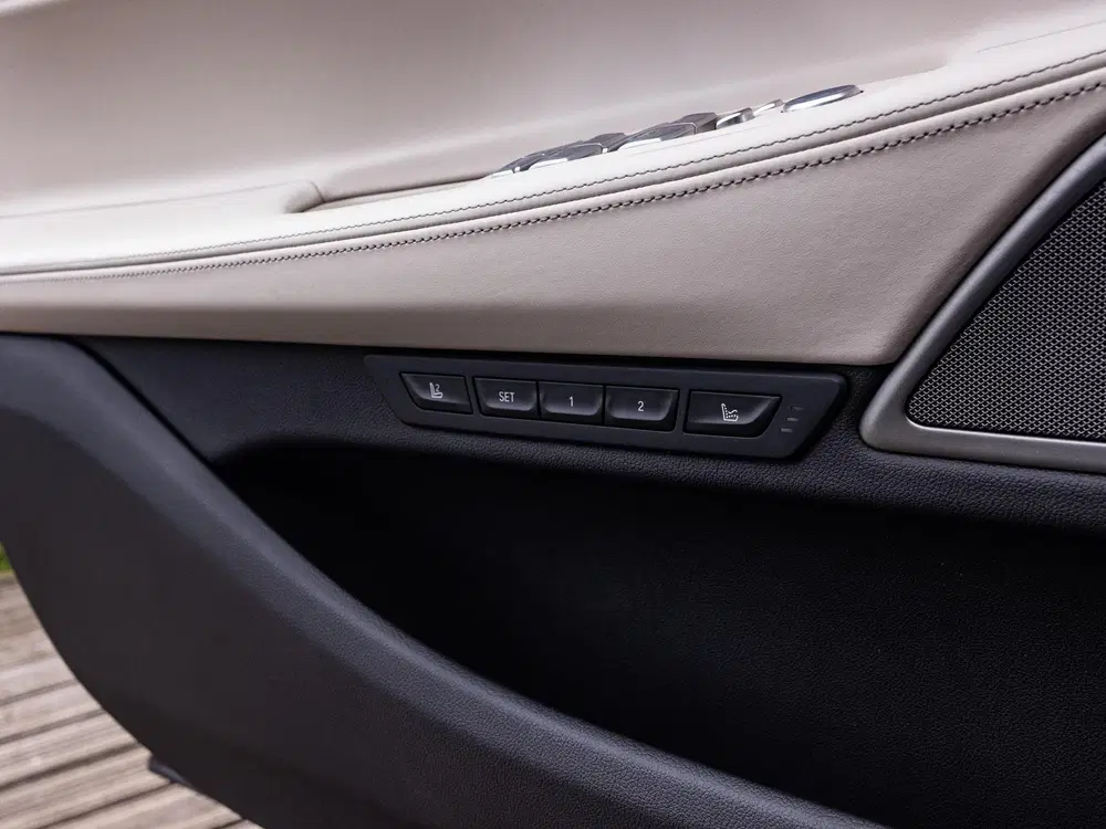 BMW 7-serie 750i xDrive High Executive uit 2021, foto 19