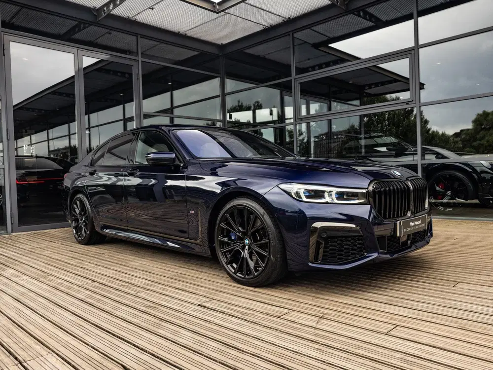 BMW 7-serie 750i xDrive High Executive uit 2021, foto 3