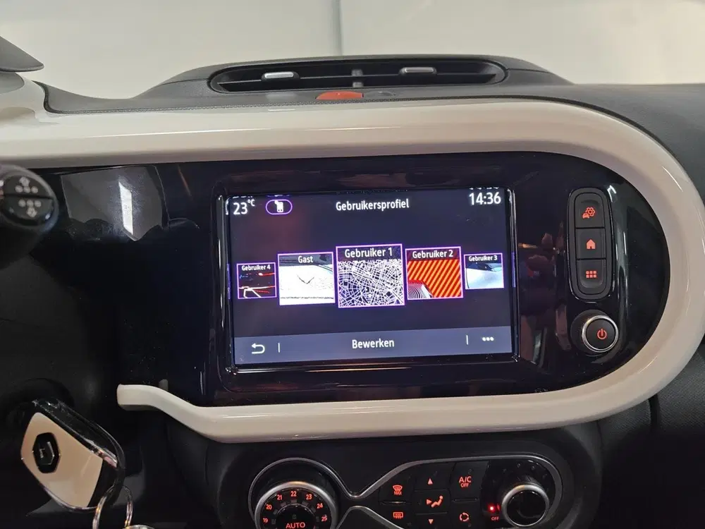 Renault Twingo R80 E-Tech Authentic 22 kWh NAVI AIRCO C uit 2022, foto 10