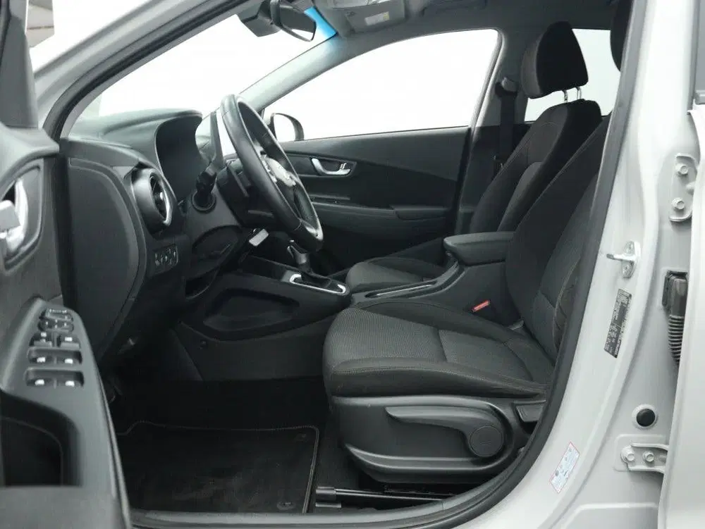 Hyundai KONA 1.6 GDI HEV Fashion uit 2022, foto 17