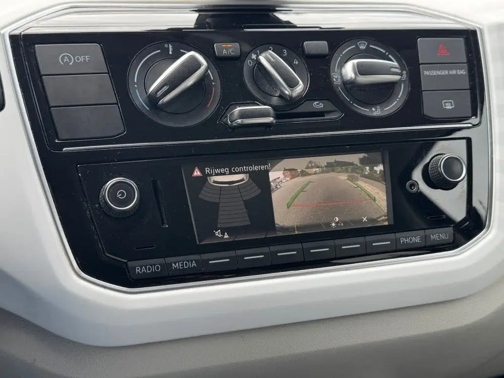 Volkswagen UP 1.0 BMT UP! BEATS Camera Cruise Control PDC uit 2019, foto 20