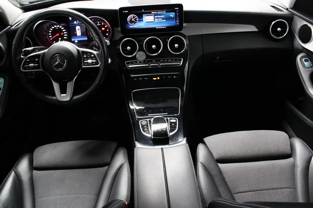 Mercedes-Benz C-Klasse 180 AMG l Carplay Cruise PDC uit 2020, foto 14