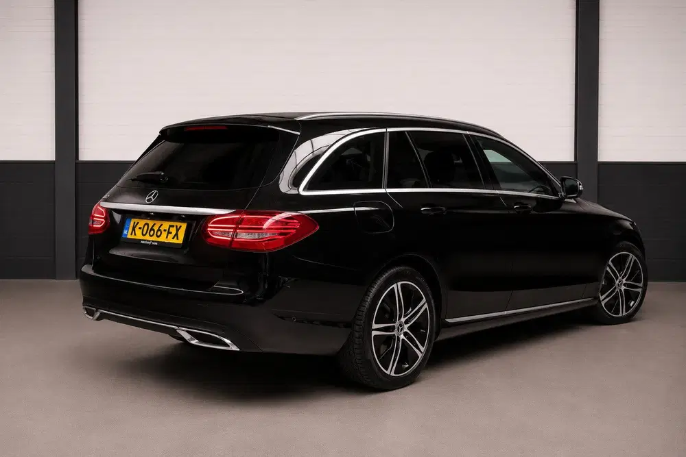 Mercedes-Benz C-Klasse 180 AMG l Carplay Cruise PDC uit 2020, foto 5
