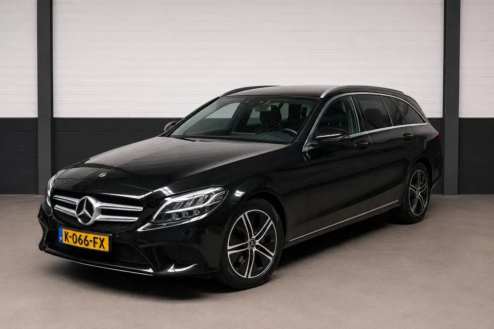 Mercedes-Benz C-Klasse 180 AMG l Carplay Cruise PDC uit 2020, foto 6
