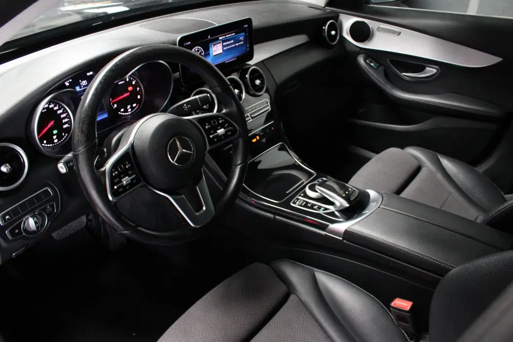 Mercedes-Benz C-Klasse 180 AMG l Carplay Cruise PDC uit 2020, foto 9