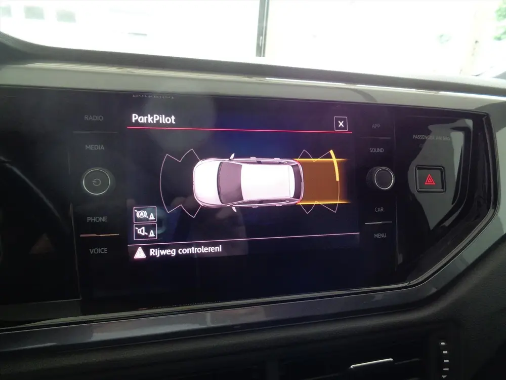 VOLKSWAGEN Polo 2.0 TSI 200pk 6-DSG GTi bij Vakgarage met uit 2019, foto 7