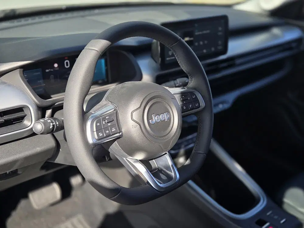 Jeep Avenger Altitude 54 kWh uit 2025, foto 10