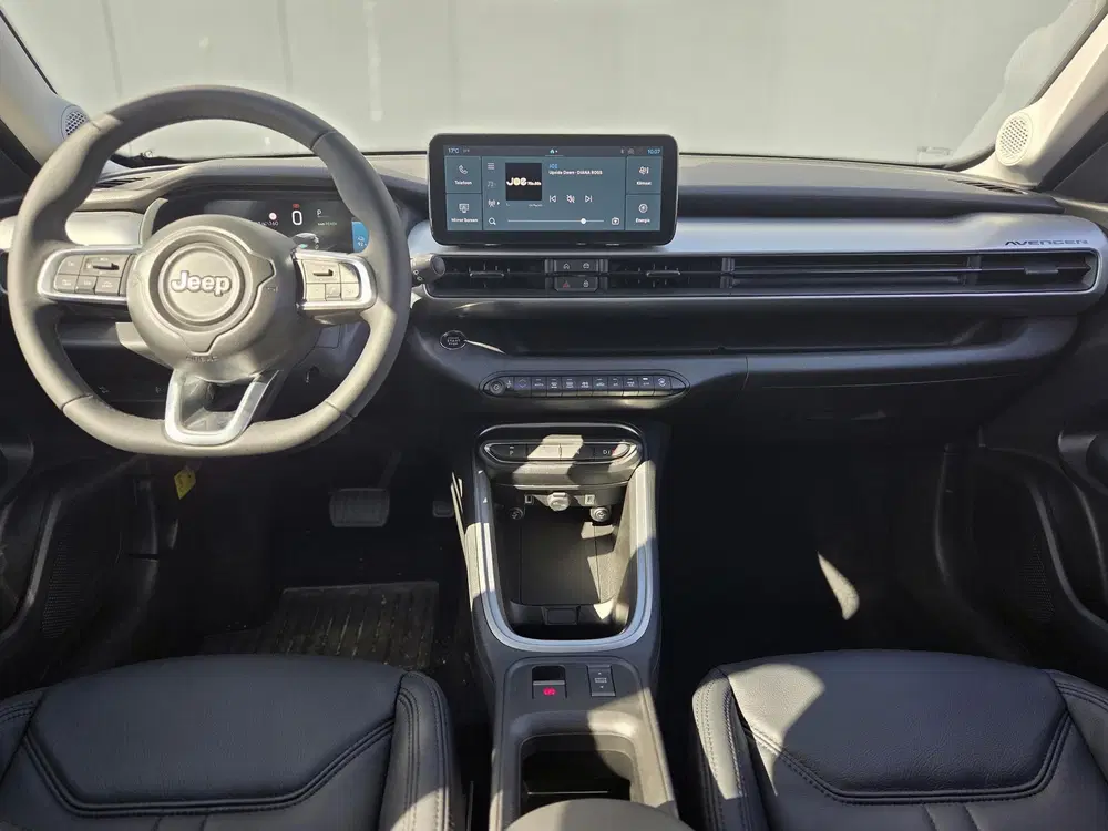 Jeep Avenger Altitude 54 kWh uit 2025, foto 11