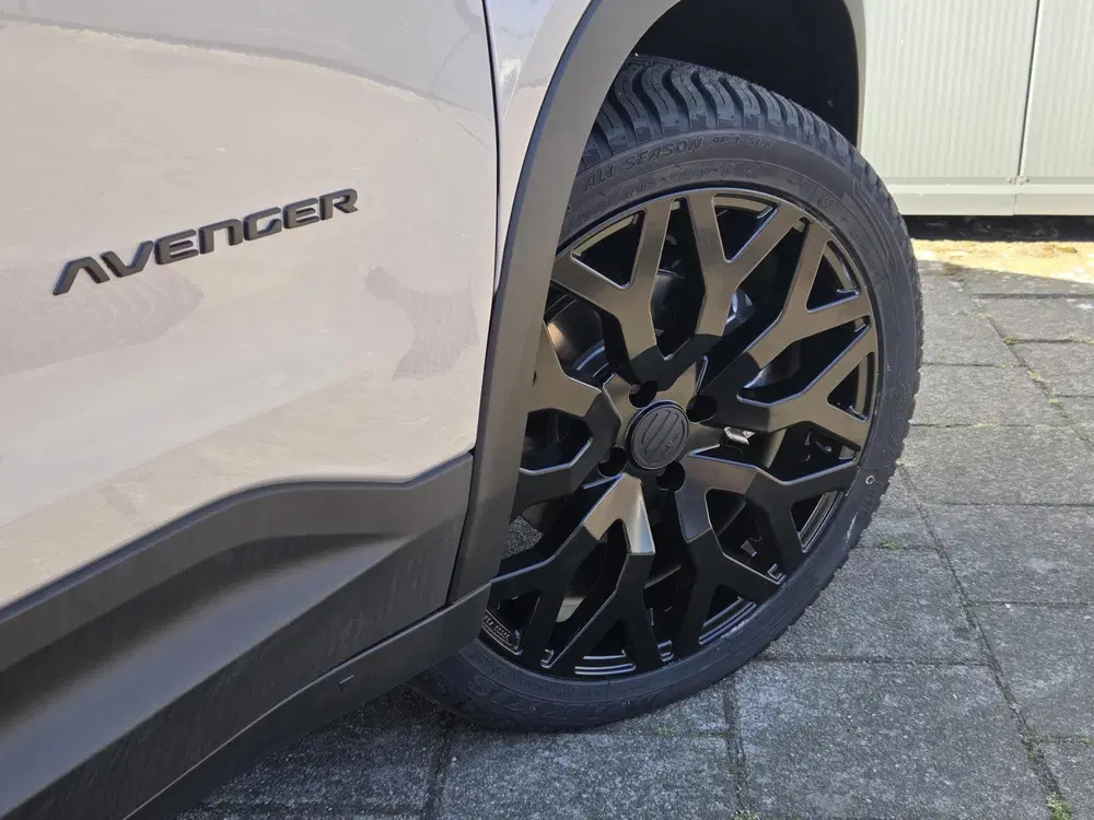 Jeep Avenger Altitude 54 kWh uit 2025, foto 7